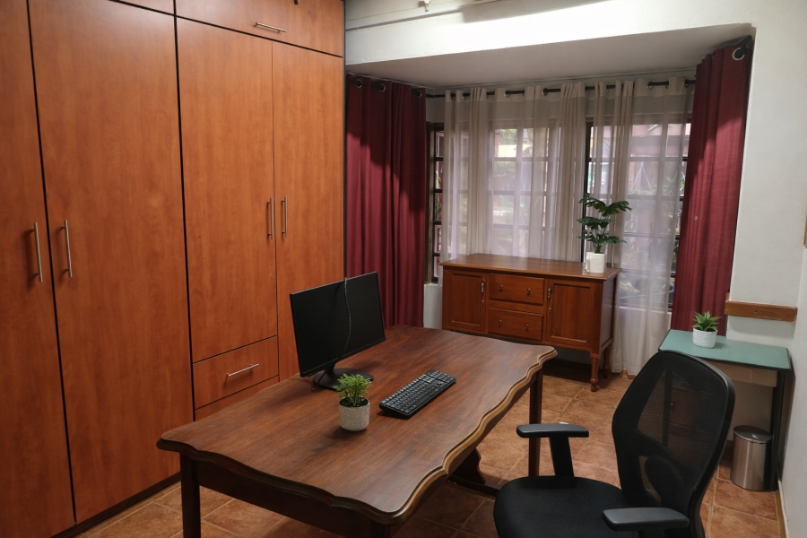 4 Bedroom Property for Sale in Bodorp North West